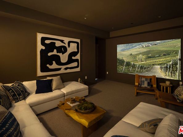 4828 Radford Avenue, Valley Village CA 91607