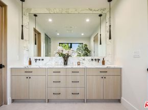 4828 Radford Avenue, Valley Village CA 91607