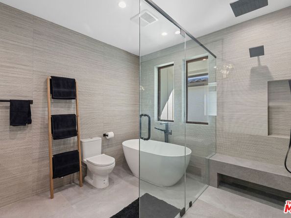 3021 Stanford Avenue, Marina Del Rey CA 90292