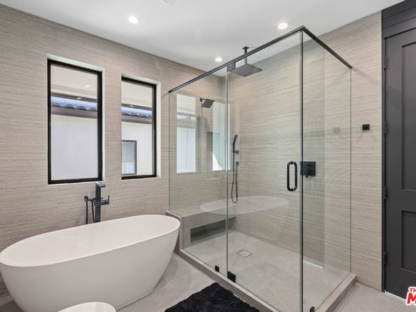 3021 Stanford Avenue, Marina Del Rey CA 90292