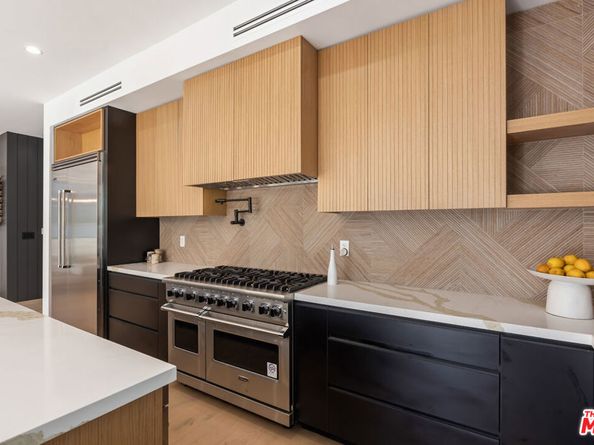 3021 Stanford Avenue, Marina Del Rey CA 90292