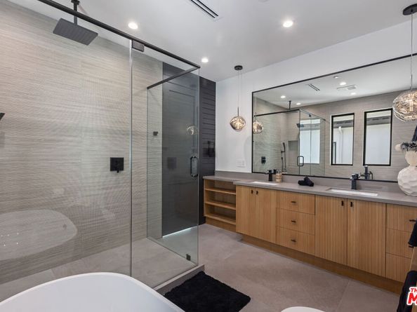 3021 Stanford Avenue, Marina Del Rey CA 90292