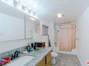 1207 S Harvard Boulevard, Los Angeles CA 90006