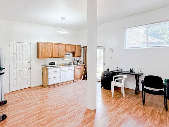 1207 S Harvard Boulevard, Los Angeles CA 90006