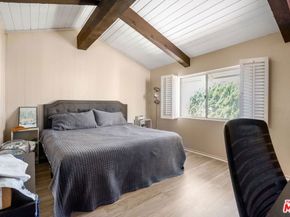 28390 Rey De Copas Lane, Malibu CA 90265