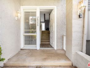 28390 Rey De Copas Lane, Malibu CA 90265