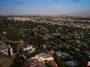 7882 Fareholm Drive, Los Angeles CA 90046