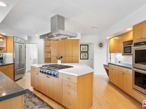 12004 Briarvale Lane, Studio City CA 91604