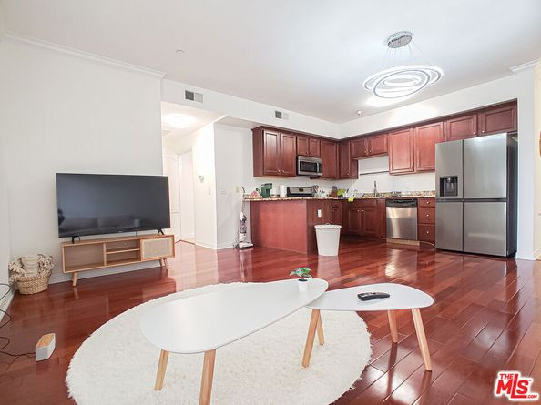 1025 Dewey Avenue 205, Los Angeles CA 90006