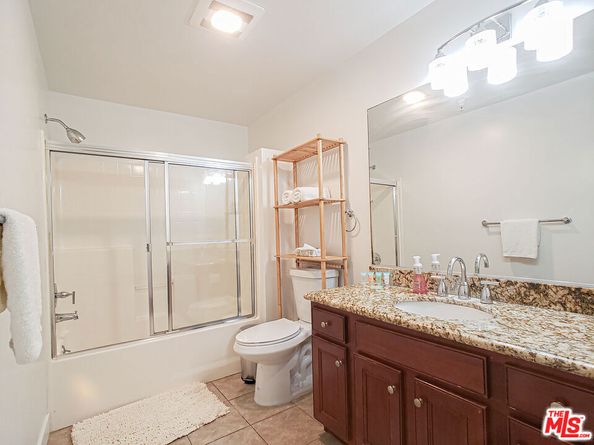 1025 Dewey Avenue 205, Los Angeles CA 90006