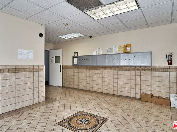 1025 Dewey Avenue 205, Los Angeles CA 90006