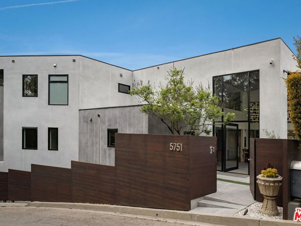 5751 Valley Oak Drive, Los Angeles CA 90068