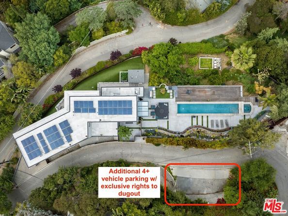 5751 Valley Oak Drive, Los Angeles CA 90068