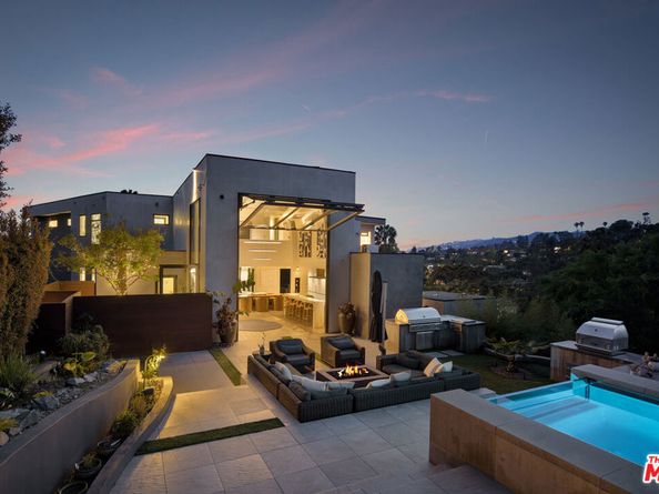 5751 Valley Oak Drive, Los Angeles CA 90068