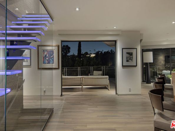 5751 Valley Oak Drive, Los Angeles CA 90068