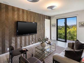 5751 Valley Oak Drive, Los Angeles CA 90068