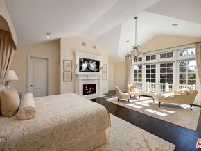 655 N Faring Road, Los Angeles CA 90077