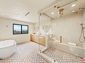 11351 Dona Lisa Drive, Studio City CA 91604