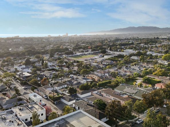 2626 26th Street, Santa Monica CA 90405