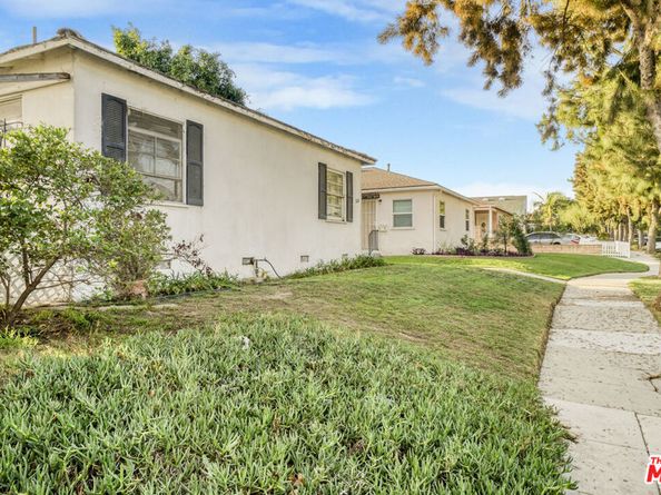 2626 26th Street, Santa Monica CA 90405