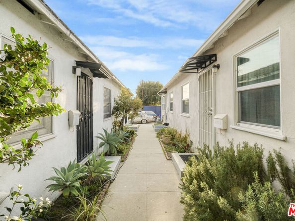 2626 26th Street, Santa Monica CA 90405