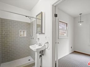 1811 Effie Street, Los Angeles CA 90026