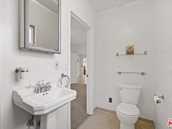 1811 Effie Street, Los Angeles CA 90026