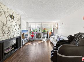 421 S La Fayette Park Place 301, Los Angeles CA 90057