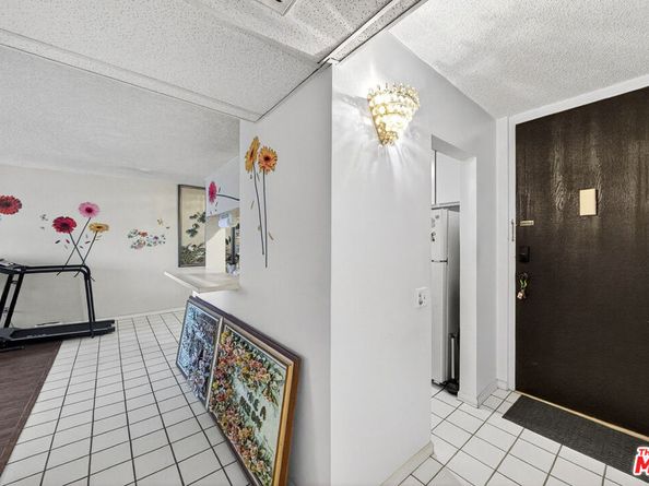 421 S La Fayette Park Place 301, Los Angeles CA 90057