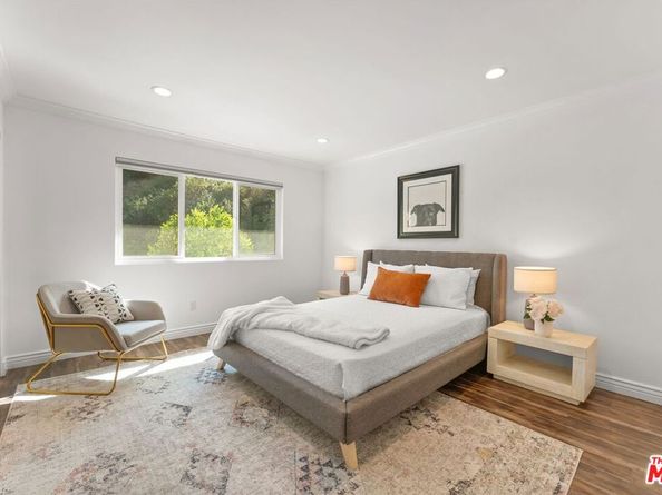 3831 Saint Johnswood Drive, Woodland Hills CA 91364