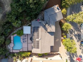 3831 Saint Johnswood Drive, Woodland Hills CA 91364