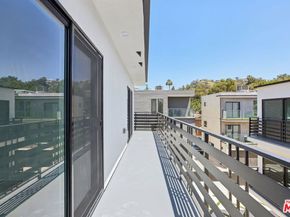 2113 Holly Drive, Los Angeles CA 90068