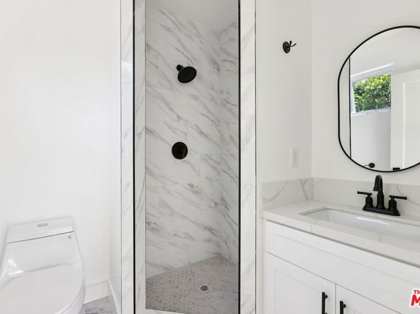 2113 Holly Drive, Los Angeles CA 90068