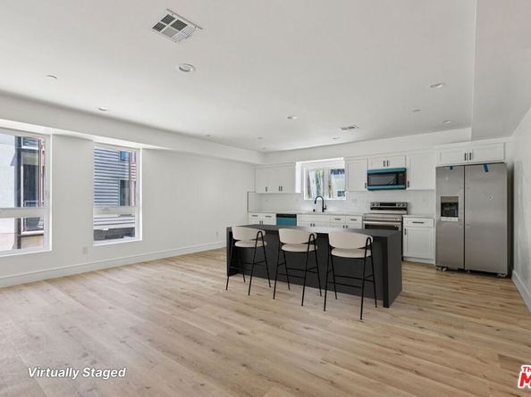 2113 Holly Drive, Los Angeles CA 90068