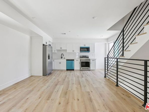 2113 Holly Drive, Los Angeles CA 90068