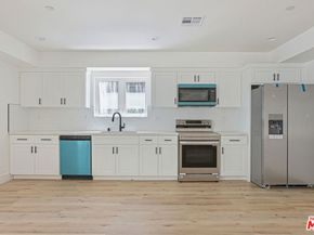 2113 Holly Drive, Los Angeles CA 90068