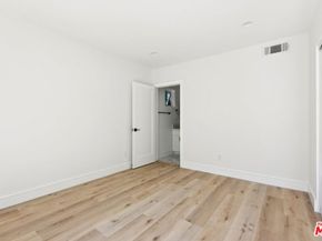 2113 Holly Drive, Los Angeles CA 90068