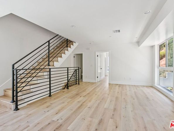 2113 Holly Drive, Los Angeles CA 90068