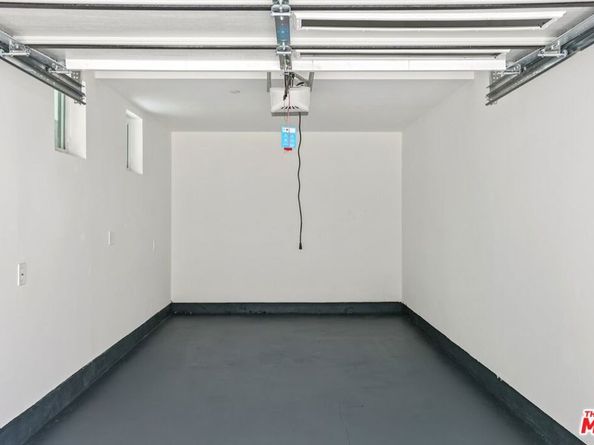 2113 Holly Drive, Los Angeles CA 90068