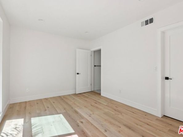 2113 Holly Drive, Los Angeles CA 90068