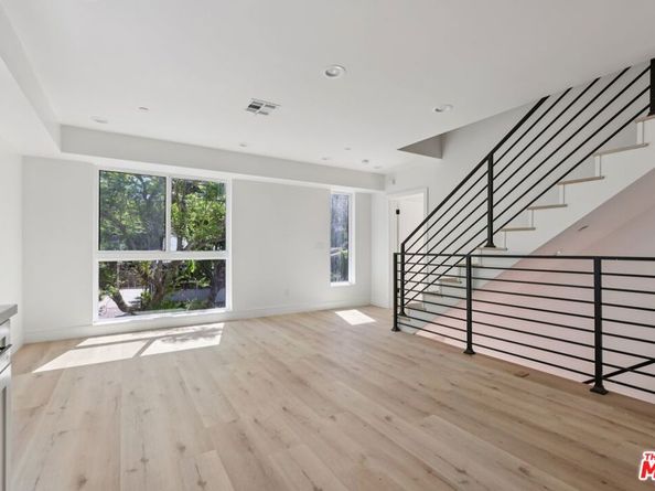 2113 Holly Drive, Los Angeles CA 90068