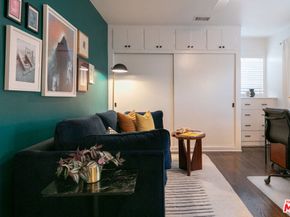 2415 8th Avenue, Los Angeles CA 90018