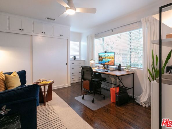 2415 8th Avenue, Los Angeles CA 90018