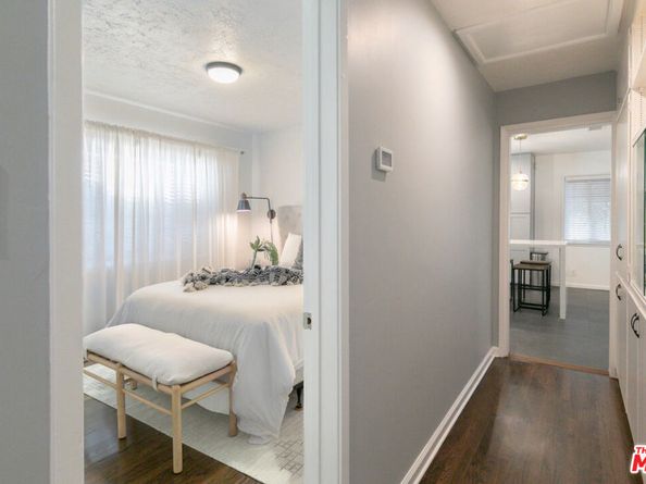 2415 8th Avenue, Los Angeles CA 90018