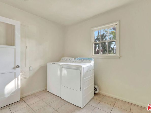 3725 S Victoria Avenue, Los Angeles CA 90016