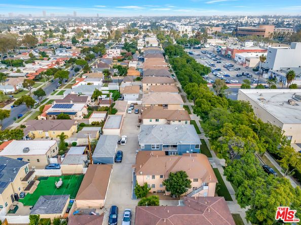 3725 S Victoria Avenue, Los Angeles CA 90016