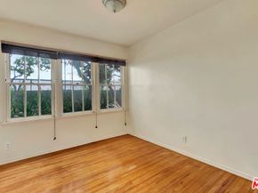 3725 S Victoria Avenue, Los Angeles CA 90016