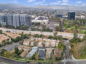 2907 W Riverside Drive, Burbank CA 91505