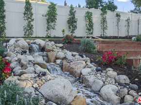 4210 N Sepulveda Boulevard, Sherman Oaks CA 91403