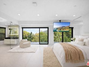 7141 Woodrow Wilson Drive, Los Angeles CA 90068